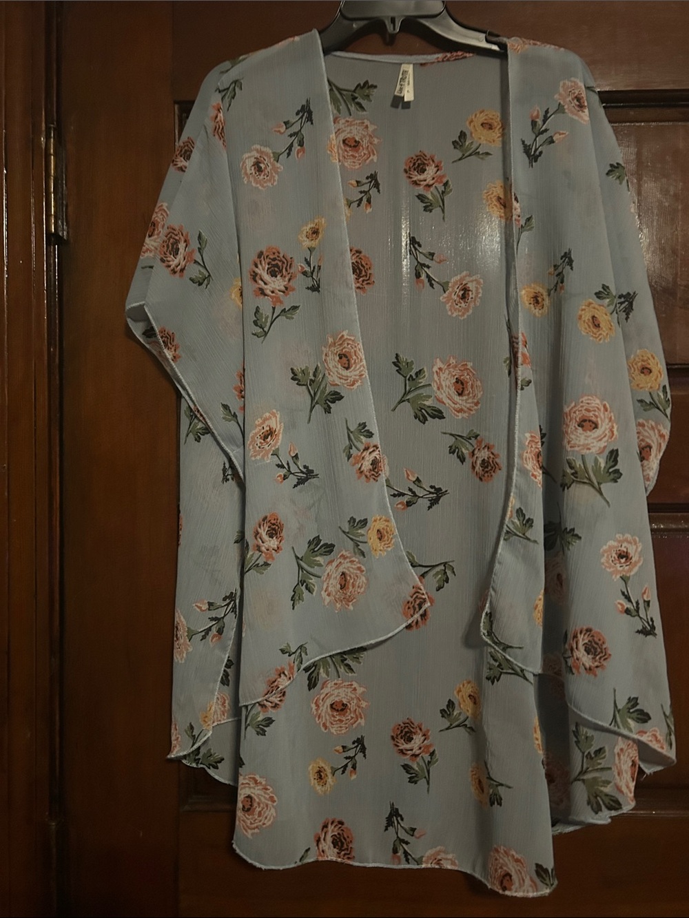 Live 4 Truth Light Blue Floral Top - Picture 3 of 6